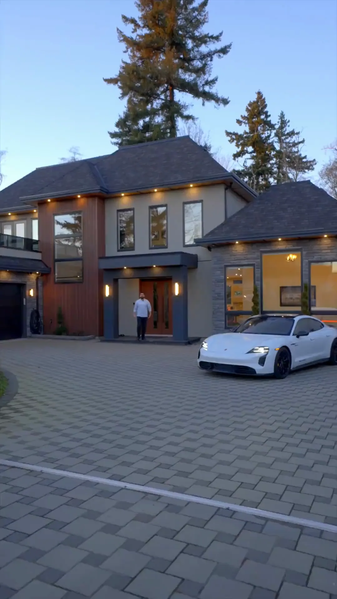 14295 73A Avenue, Surrey — vertical real estate reel by AFK Media