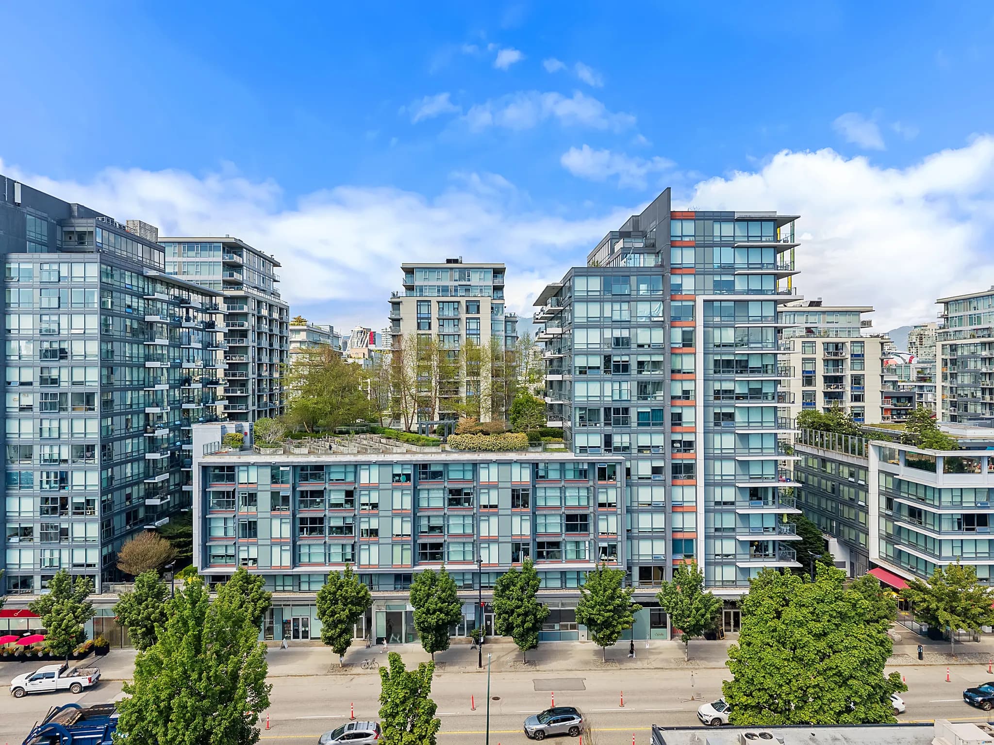 159 West 2nd Avenue, photo 2