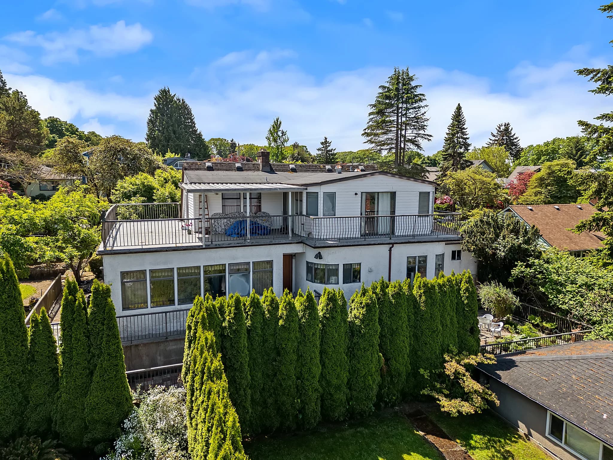 2587 Yale Street, photo 5