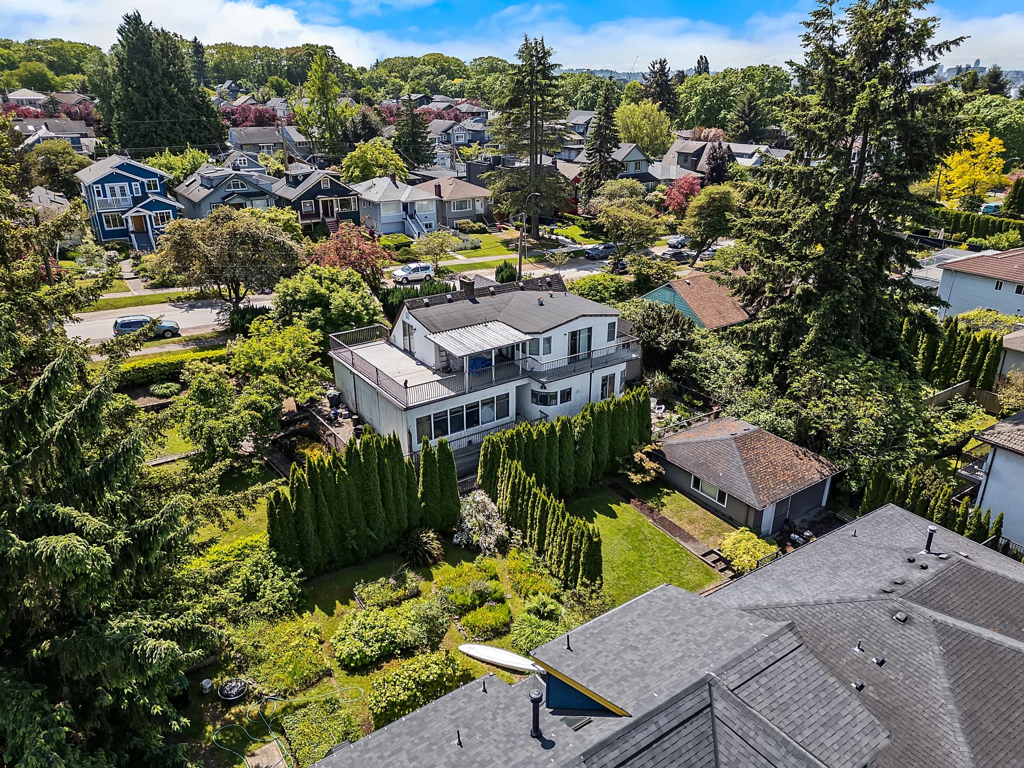 2587 Yale Street, photo 21