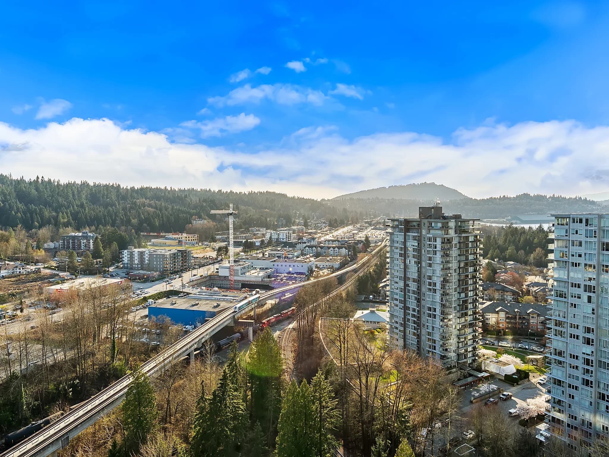 301 Capilano Road, photo 3