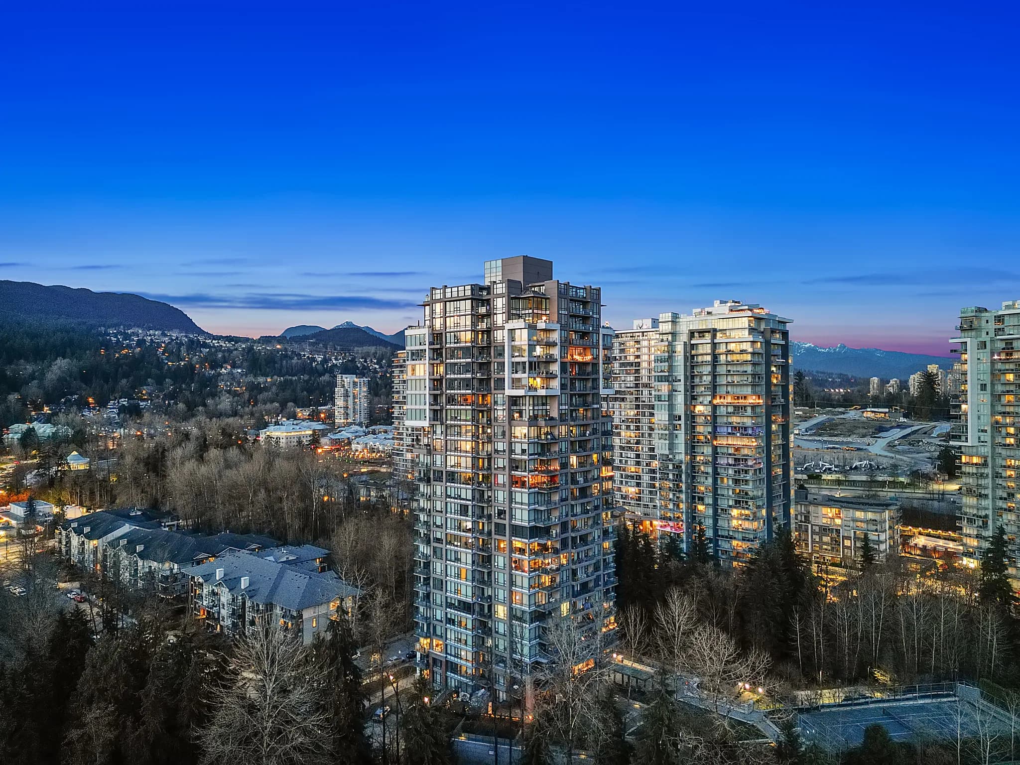 301 Capilano Road, photo 11