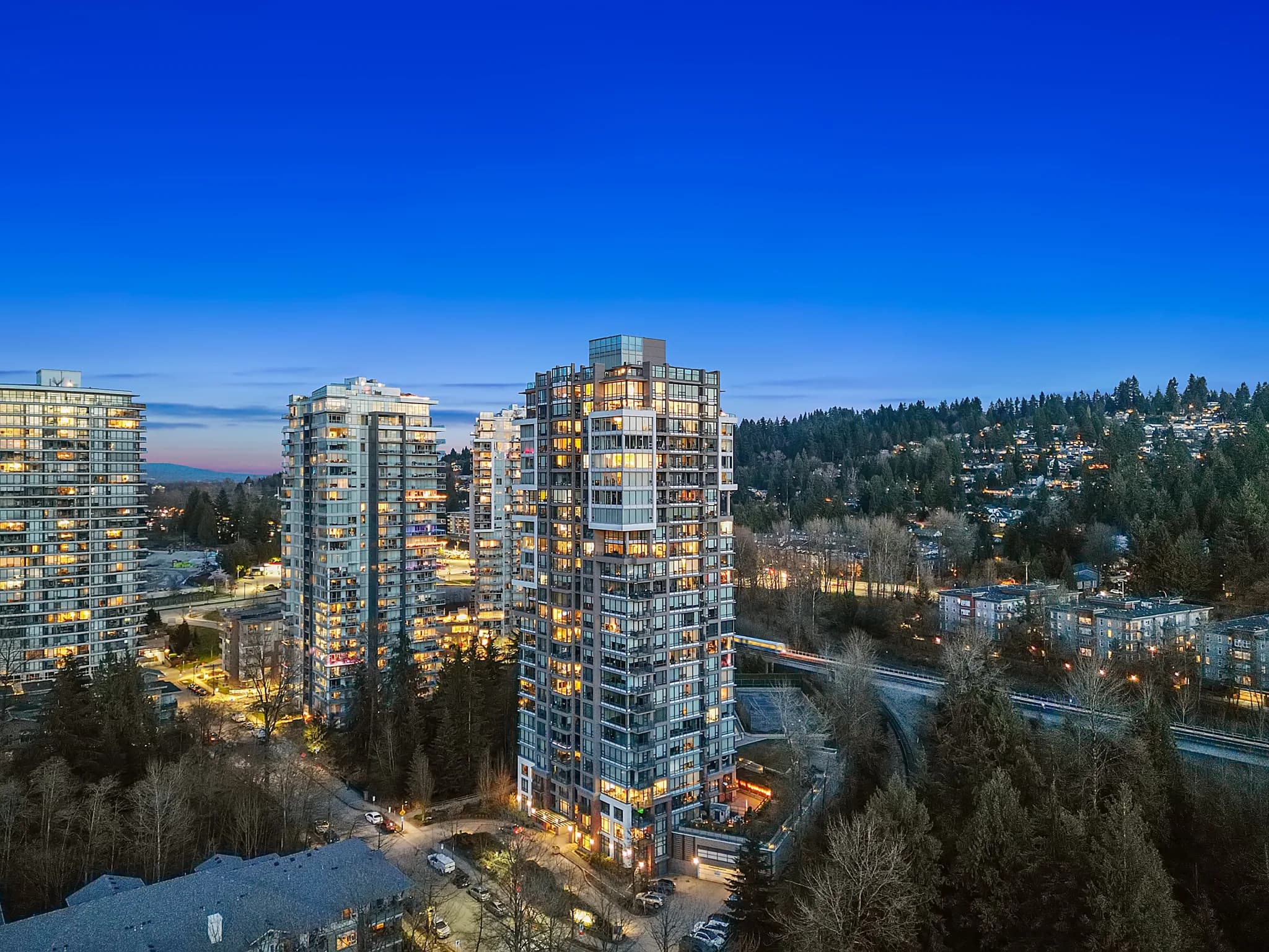 301 Capilano Road, photo 12