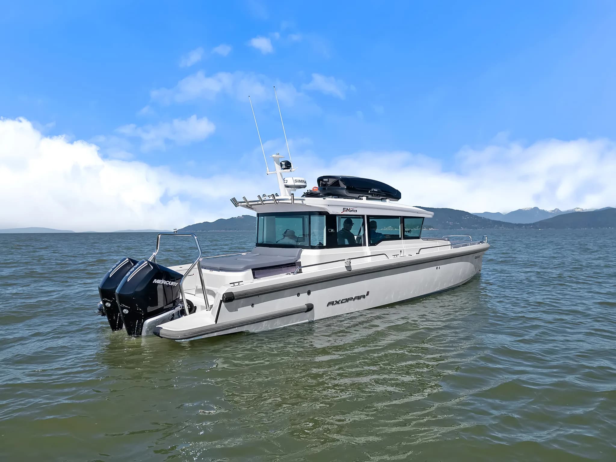 Yacht Two, photo 7