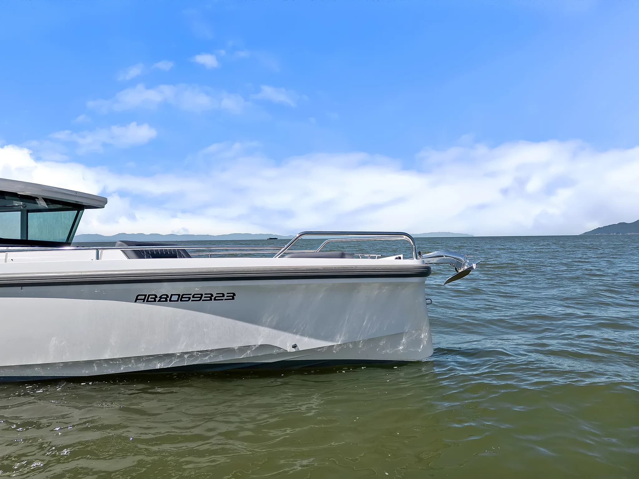 Yacht Two, photo 9