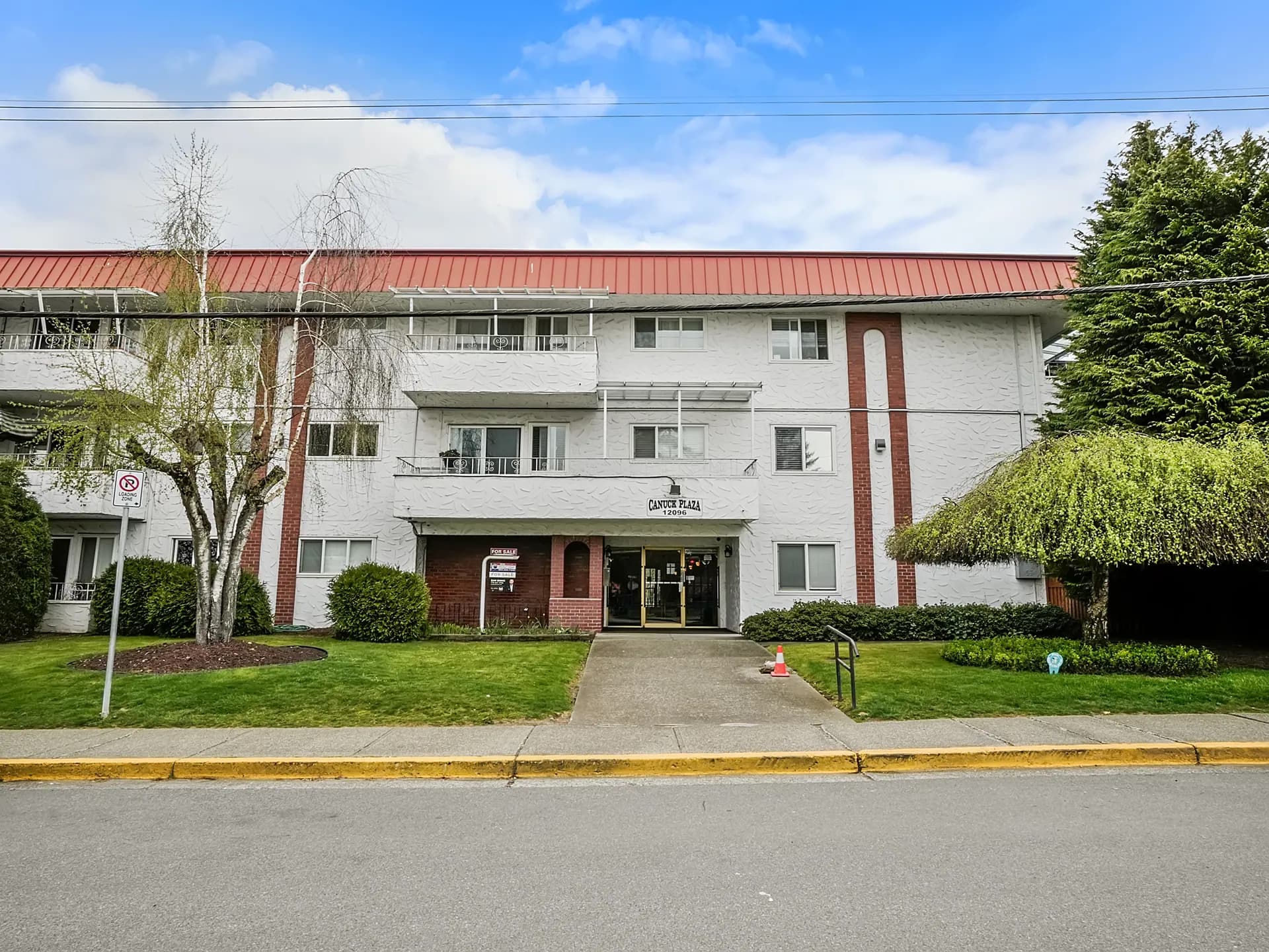12096 222 Street, Maple Ridge, AFK Media