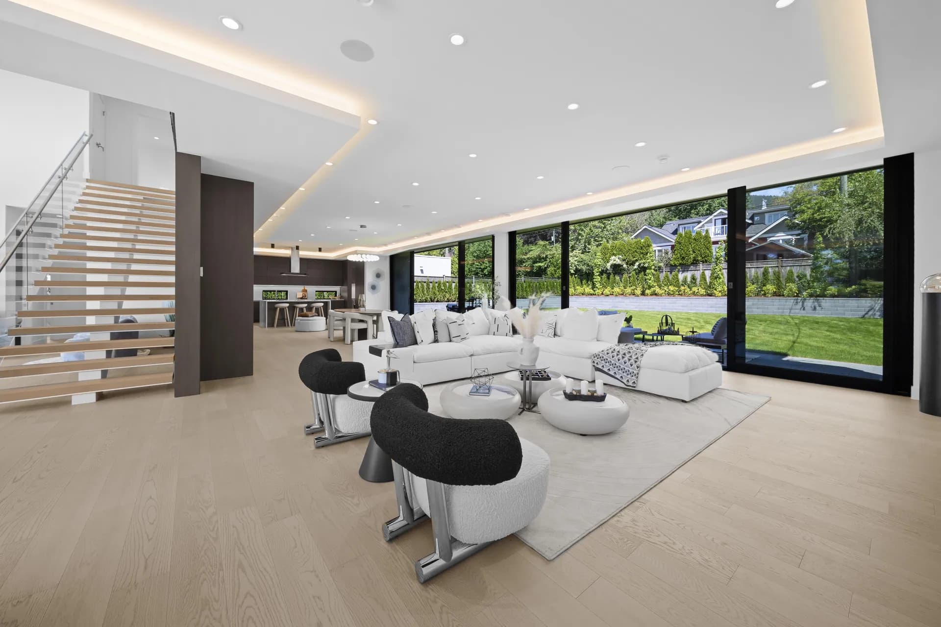 680 Westhyde Place, North Vancouver, AFK Media